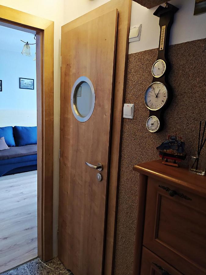 Noclegwgdyni24 Apartment